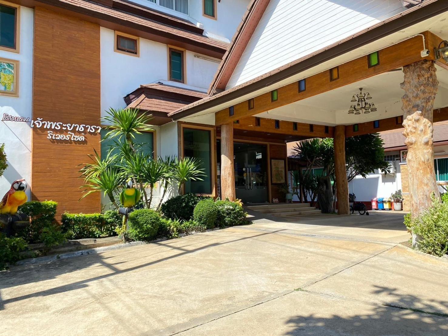 Chaophayathara Riverside Hotel Chainat Luaran gambar