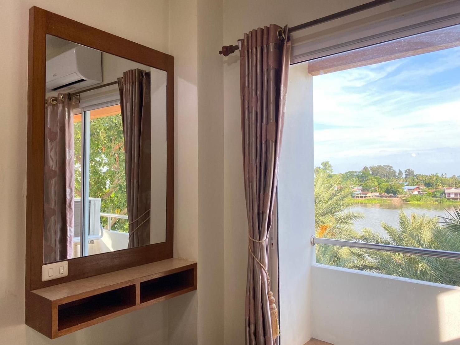 Chaophayathara Riverside Hotel Chainat Luaran gambar